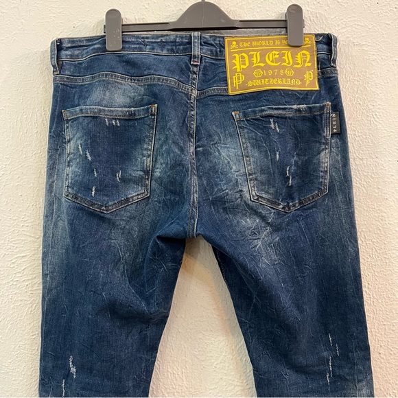 Philipp Plein super straight cut distressed jeans - Picture 4 of 12